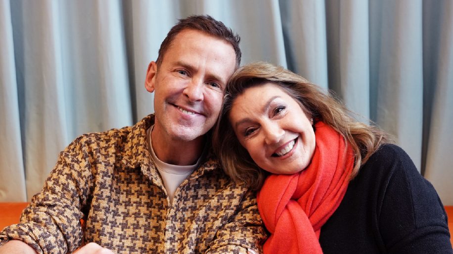 17 November 2025: Jane McDonald in the studio